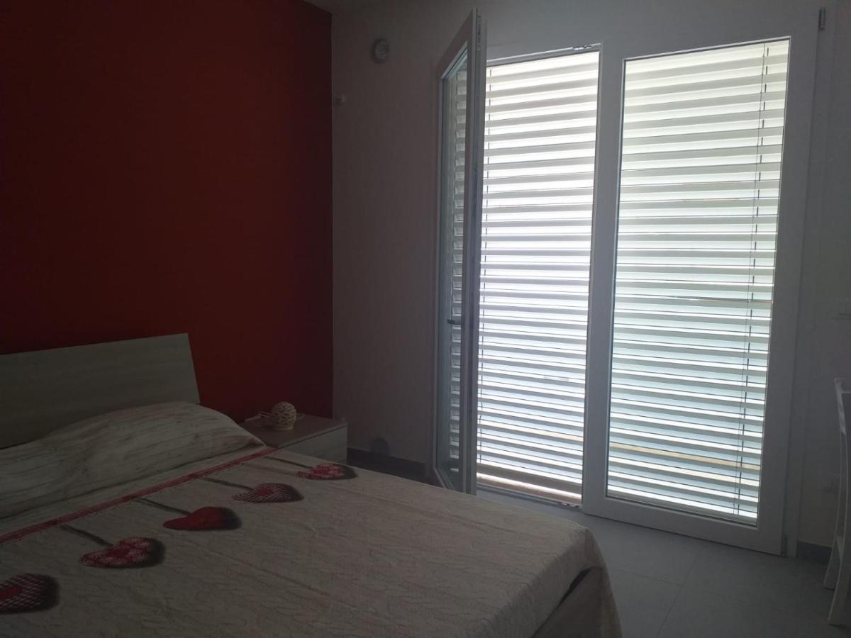 La Bussola Hotel Porto Cesareo Bagian luar foto